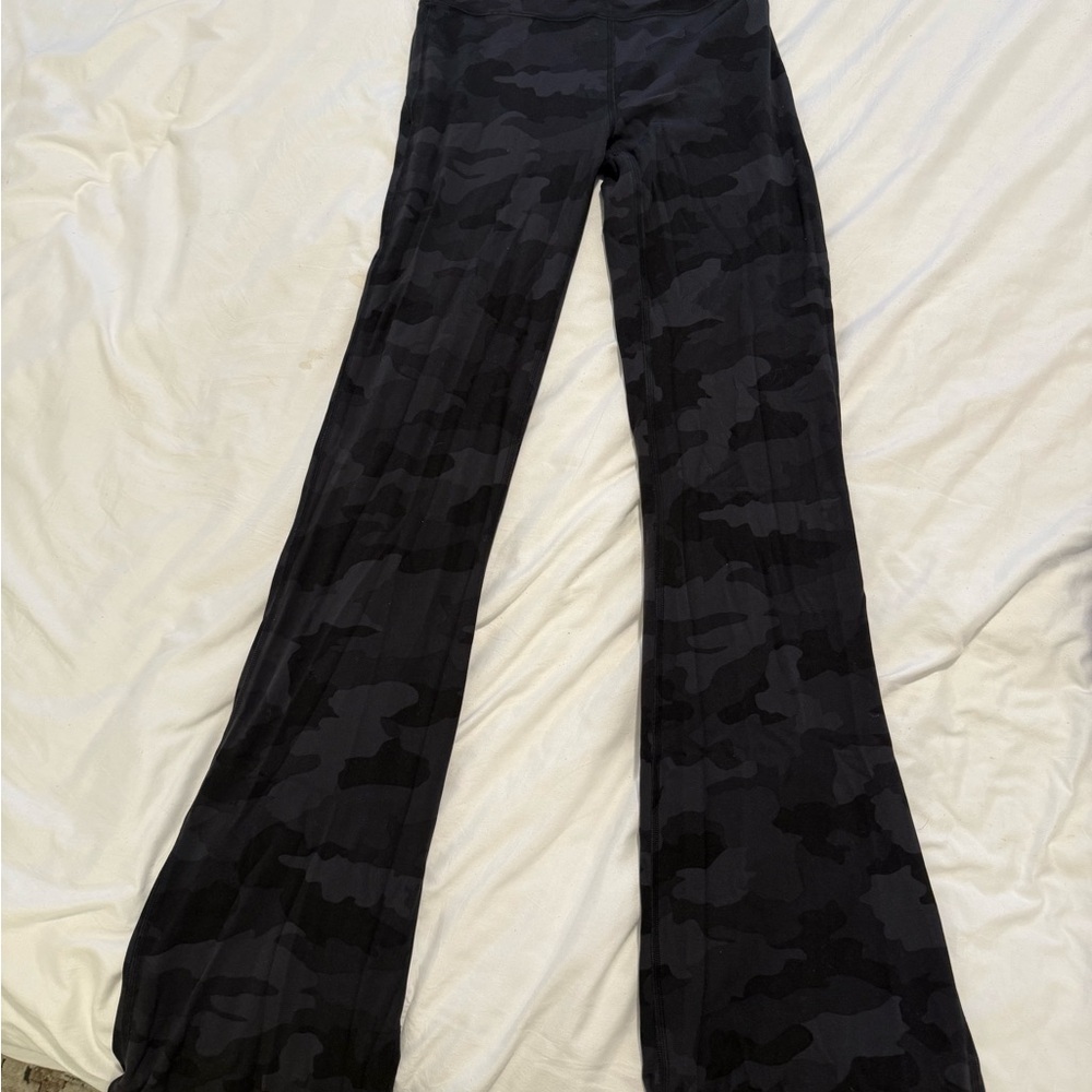 Lululemon groove Nulu Black Camouflage Flared Pants regular